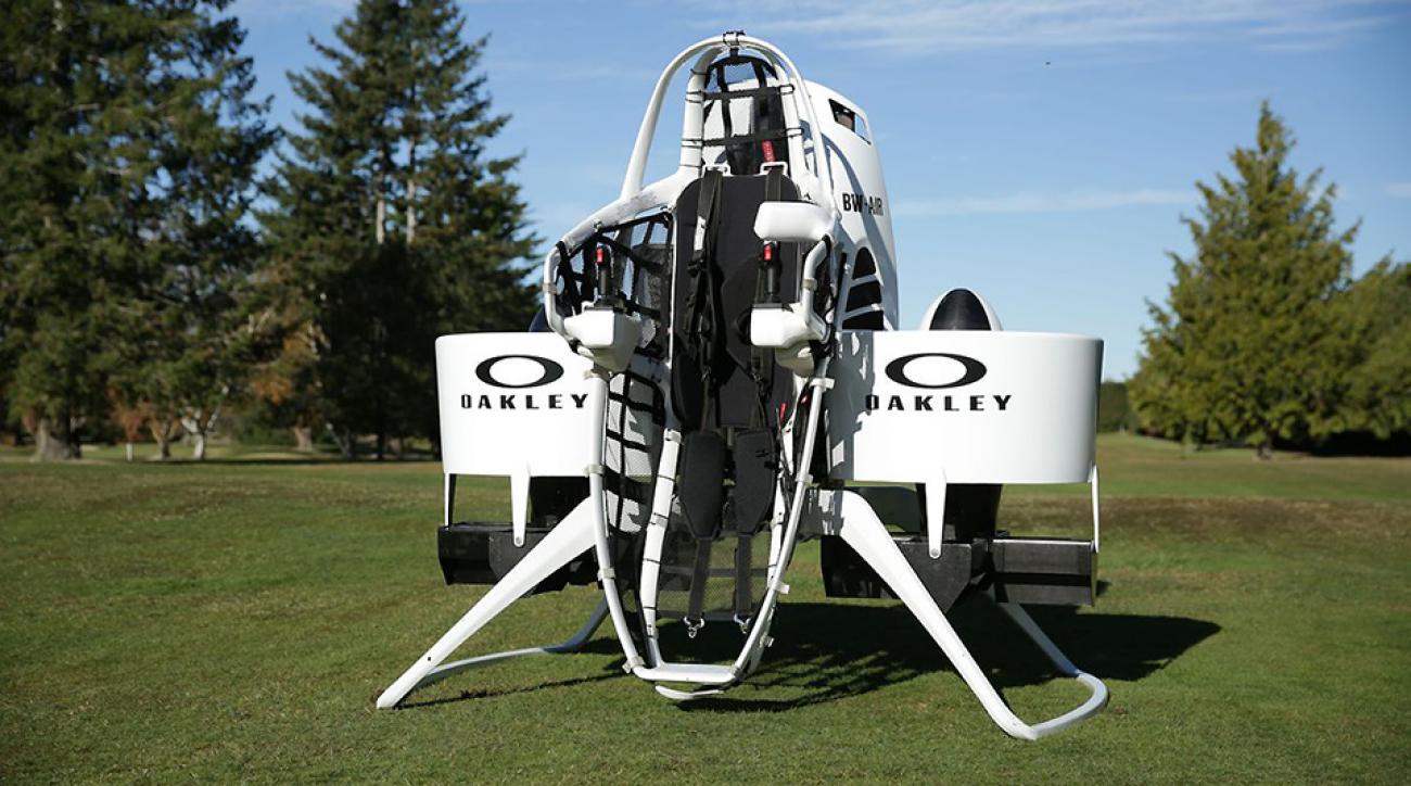 bubba-watson-golfcart-jetpack-960