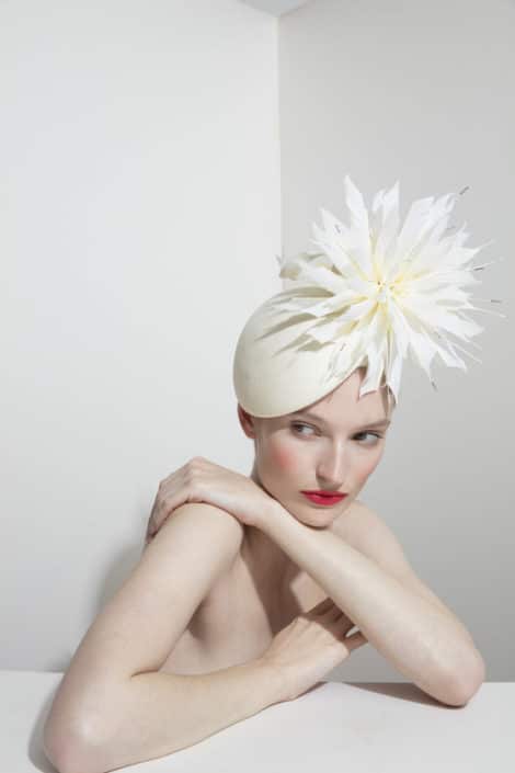 PHILIP TREACY, EL DISEÑADOR DE SOMBREROS MÁS SOLICITADO DEL MUNDO