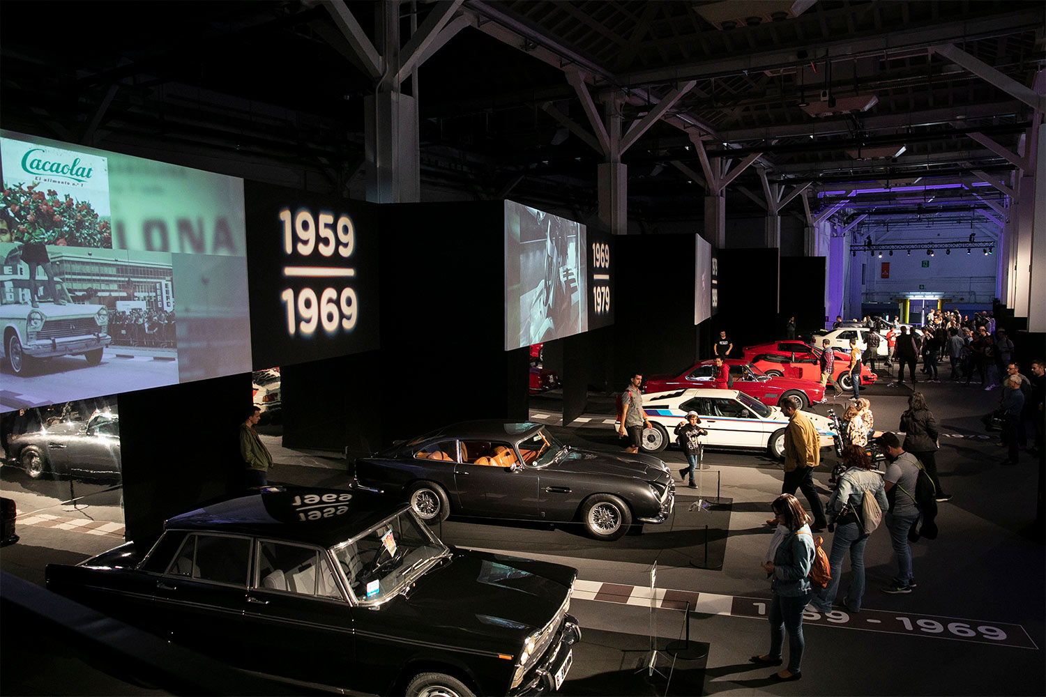 Exposición 100 años el Salón Internacional del Automóvil cierra con gran éxito una edición histórica