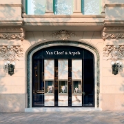 Van Cleef & Arpels opens its first boutique in Barcelona